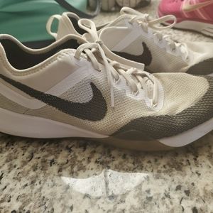 Nike zoom  - women's